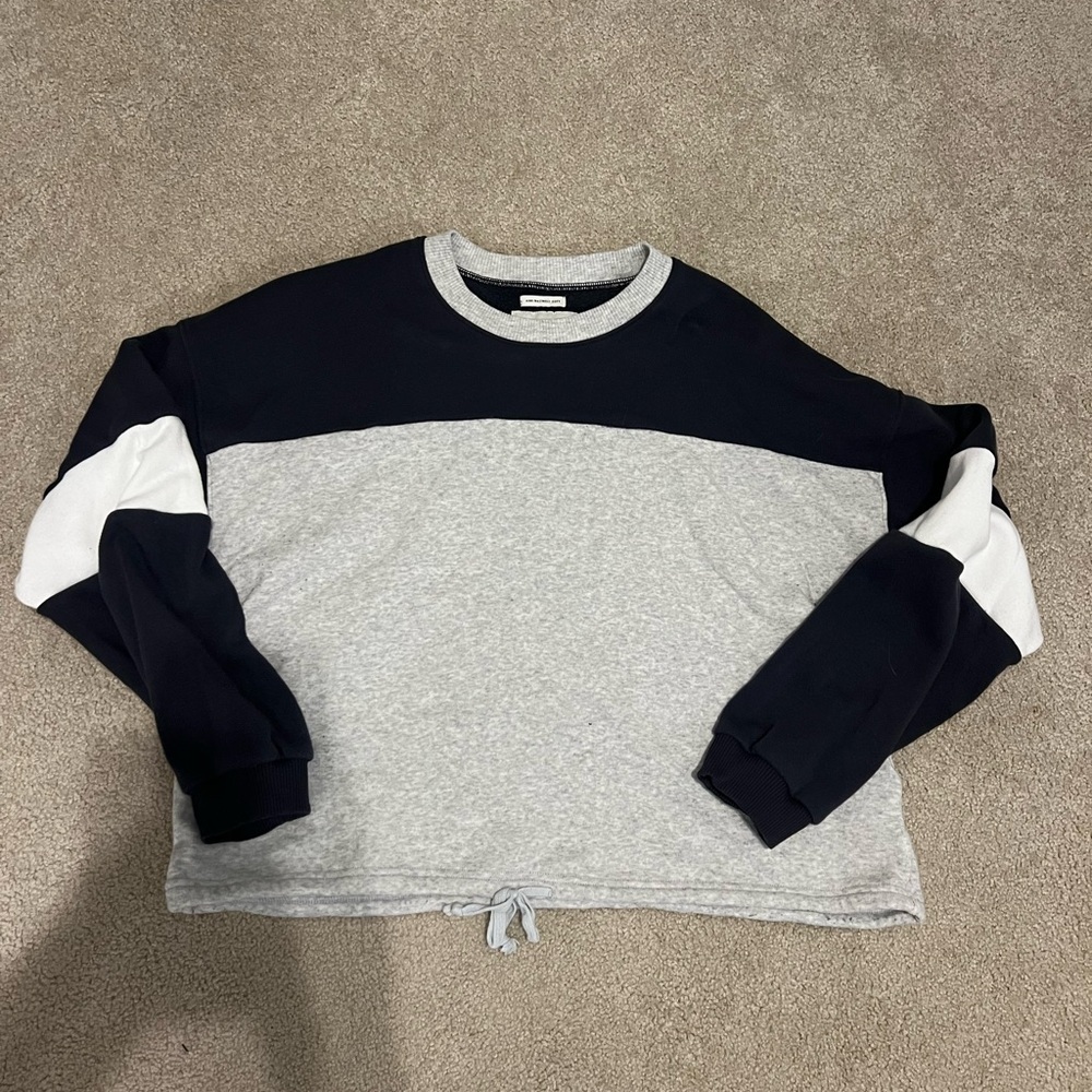 American Eagle Outfitters Gray and Black Crewneck Sweater